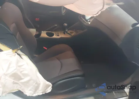 2024 Nissan Z Sport Manual z USA, uszkodzony, nr VIN JN1BZ4AH6RM360165